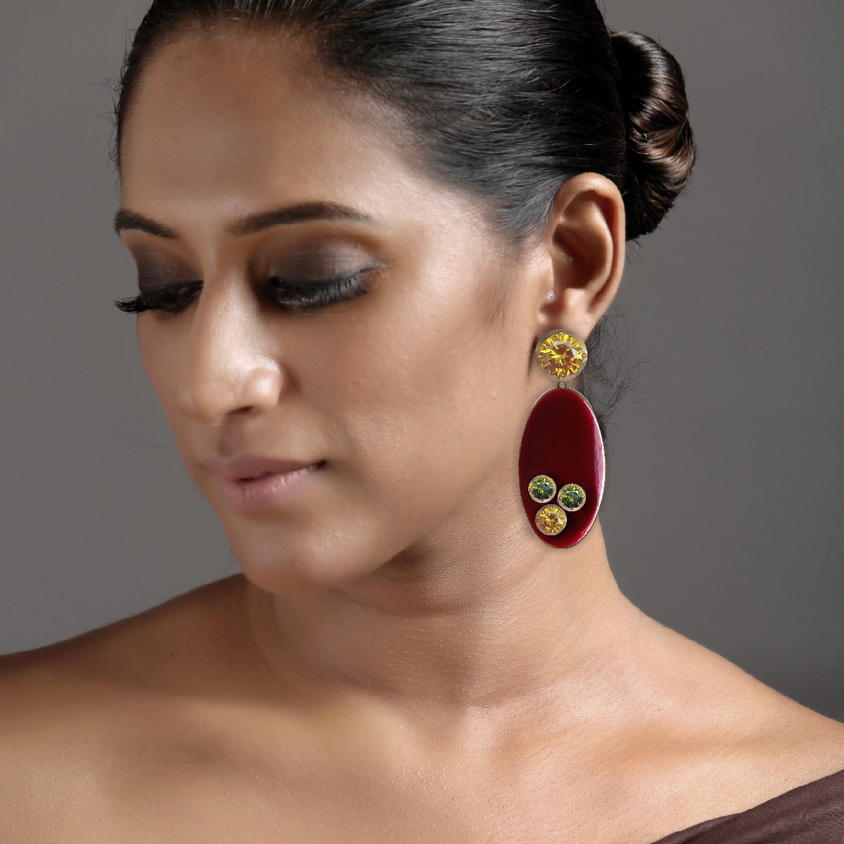 Malhar Vatika Oval Enamel Power Earrings - Image 4