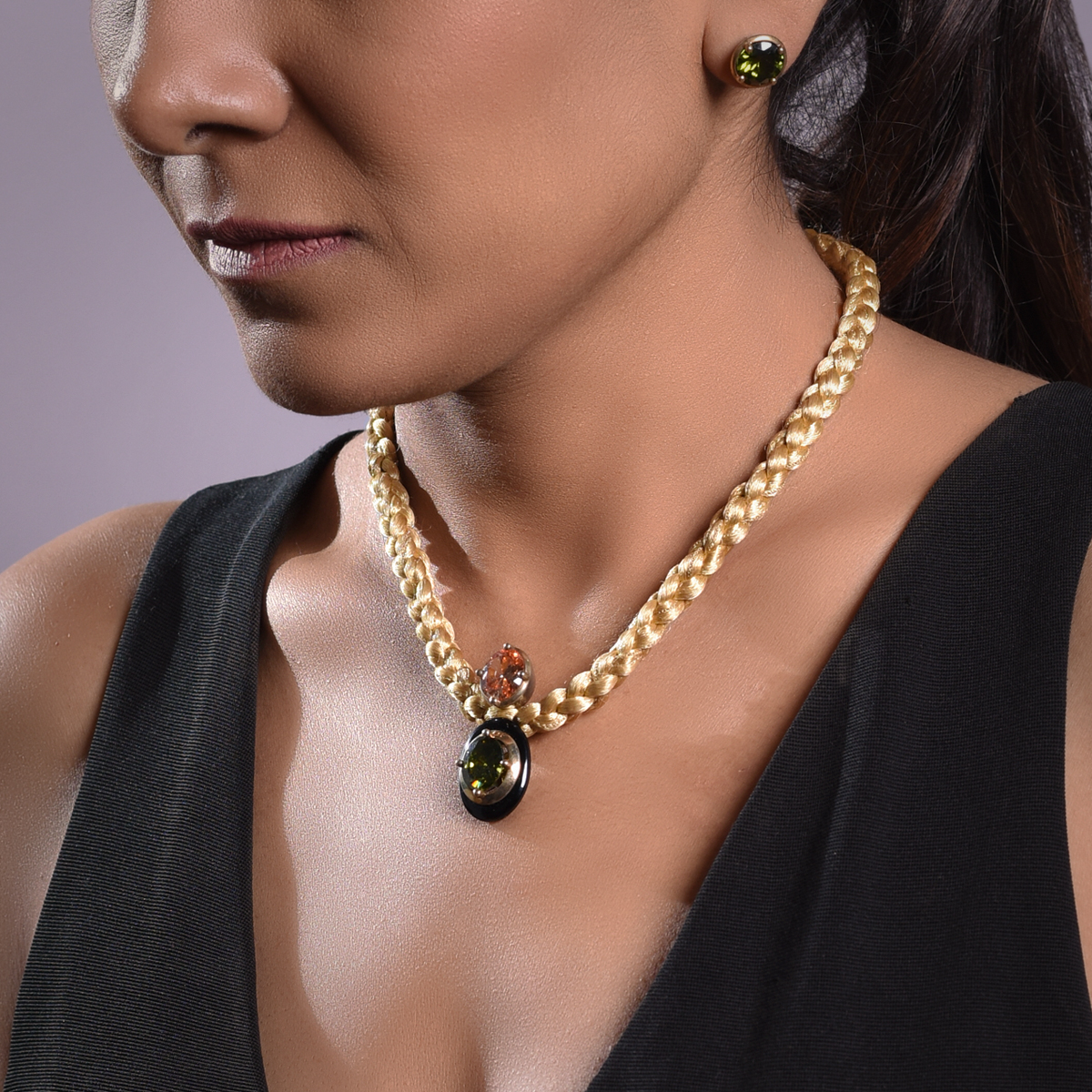Sargamix Oval Onyx Silver Weave Neckpiece - Image 4